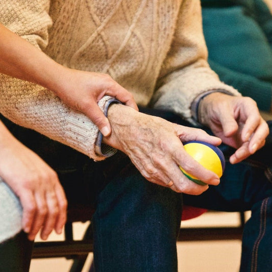 Contatti di tutti i servizi di assistenza per anziani in Italia