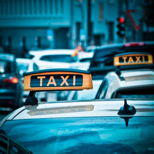 Contatti di tutti i servizi di taxi e NCC in Italia